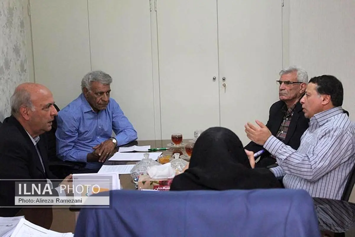 برگزاری نشست رئیس سازمان تیمهای ملی با کمیتههای فدراسیون فوتبال