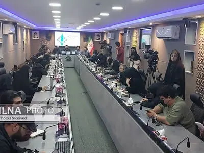 مزین شدن دیوارهای شهر به تصویر شهدا/ تلاش برای ارائه آثاری از نقاشان شاخص