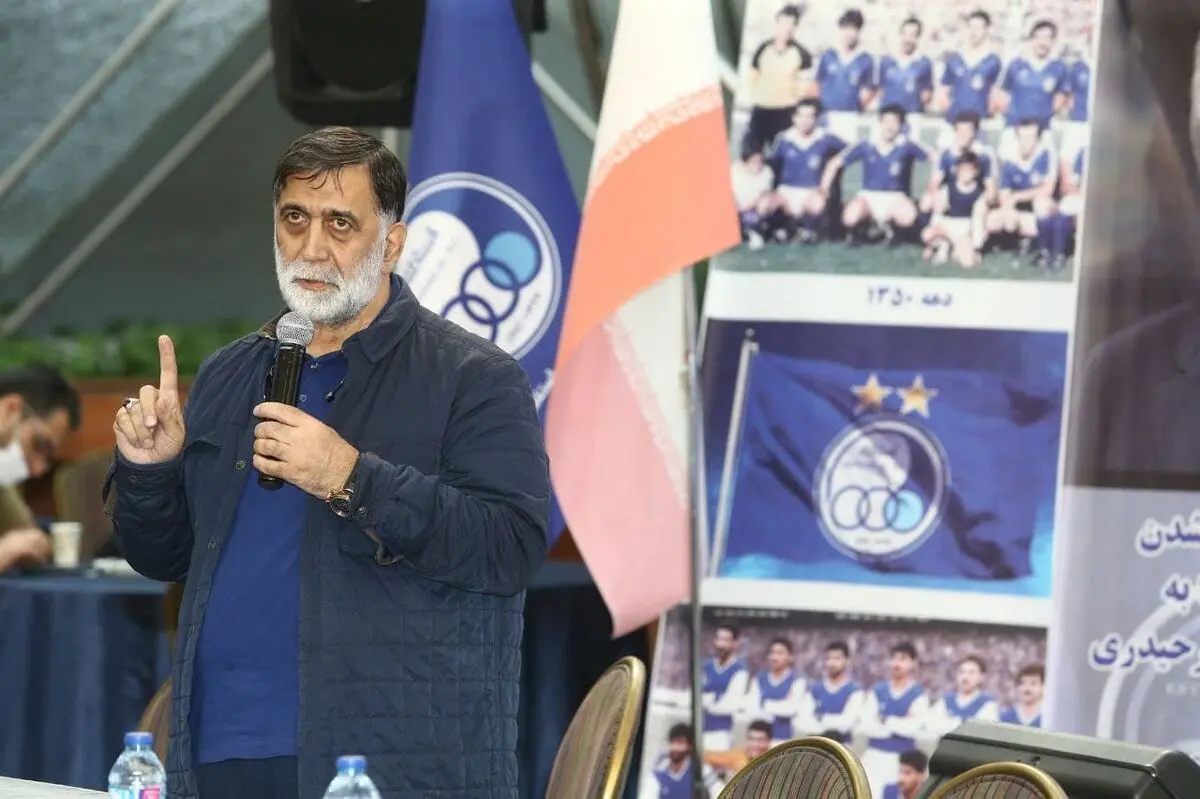  آجورلو:  ان شالله دربی با حضور تماشاگر باشد