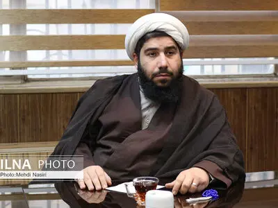 خاندان لاریجانی بعد از ضربات احمدی‌نژاد دچار مشکل شد/ برخی اصولگرایان مخالف حضور رئیسی هستند/ کاندیداتوری تاجزاده موجب امید در بدنه اصلاح‌طلبان شد/ مردم به احمدی‌نژاد پناه آورده‌اند!