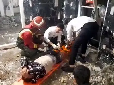 مصدومیت کارگر ساختمانی بر اثر سقوط در چاهک آسانسور