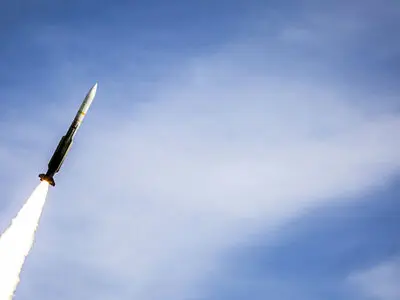 ایران حق توسعه و آزمایش موشک‌هایش را دارد