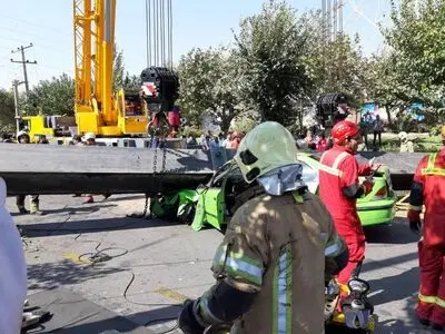 بی‌توجهی پیمانکار به اخطار کتبی شهرداری درباره ناایمن بودن نصب جرثقیل/ پروژه‌ها تا زمان رعایت کامل موارد ایمنی باید متوقف شوند