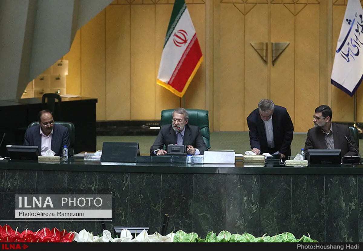 لاریجانی رئیسا مؤقتا لمجلس الشوری الاسلامی العاشر