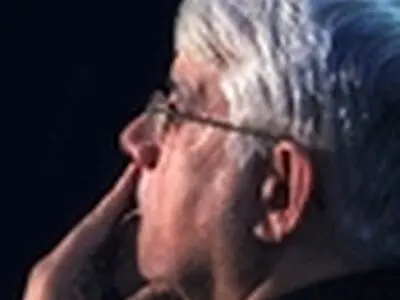 عارف درگذشت پدر کمال پیرموذن را تسلیت گفت