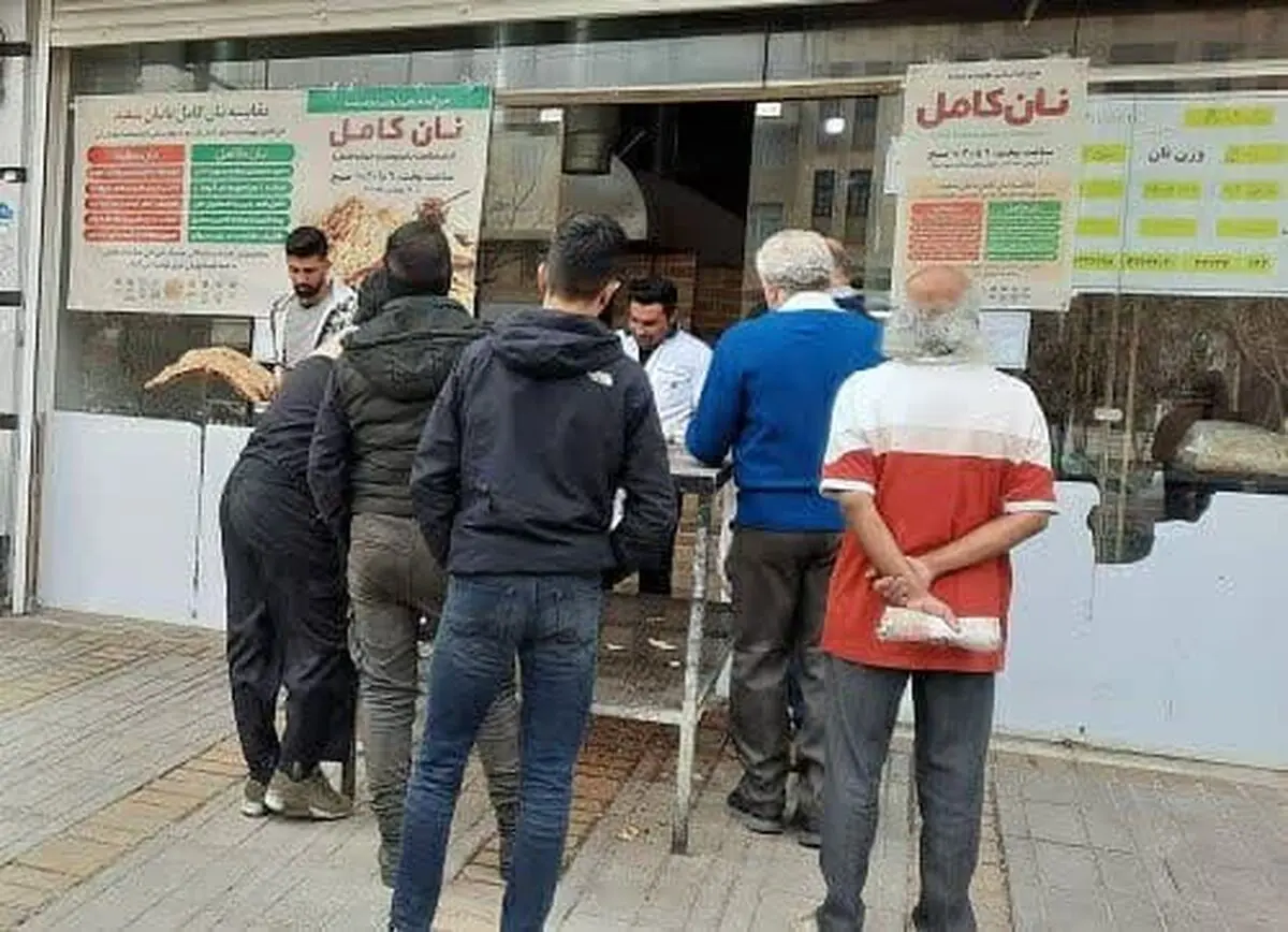 روند اجرای طرح تولید نان کامل  در شیراز بررسی شد