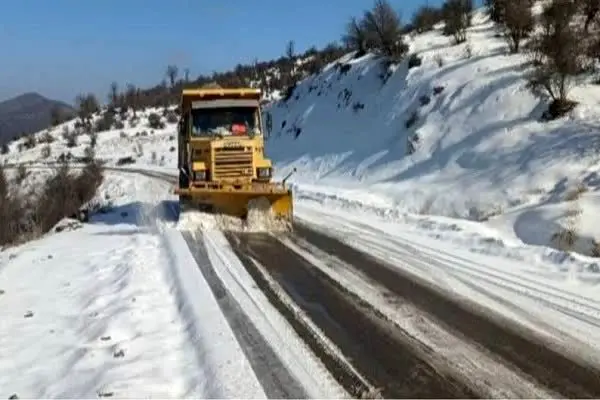 جاده‌های کوهستانی گلستان مه‌آلود و لغزنده است