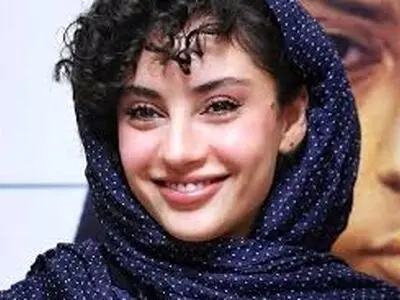 کیک تولد عجیب ترلان پروانه برای تولد27 سالگی اش!