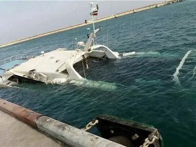 شناور مسافری غیرمجاز در مسیر قشم غرق شد 