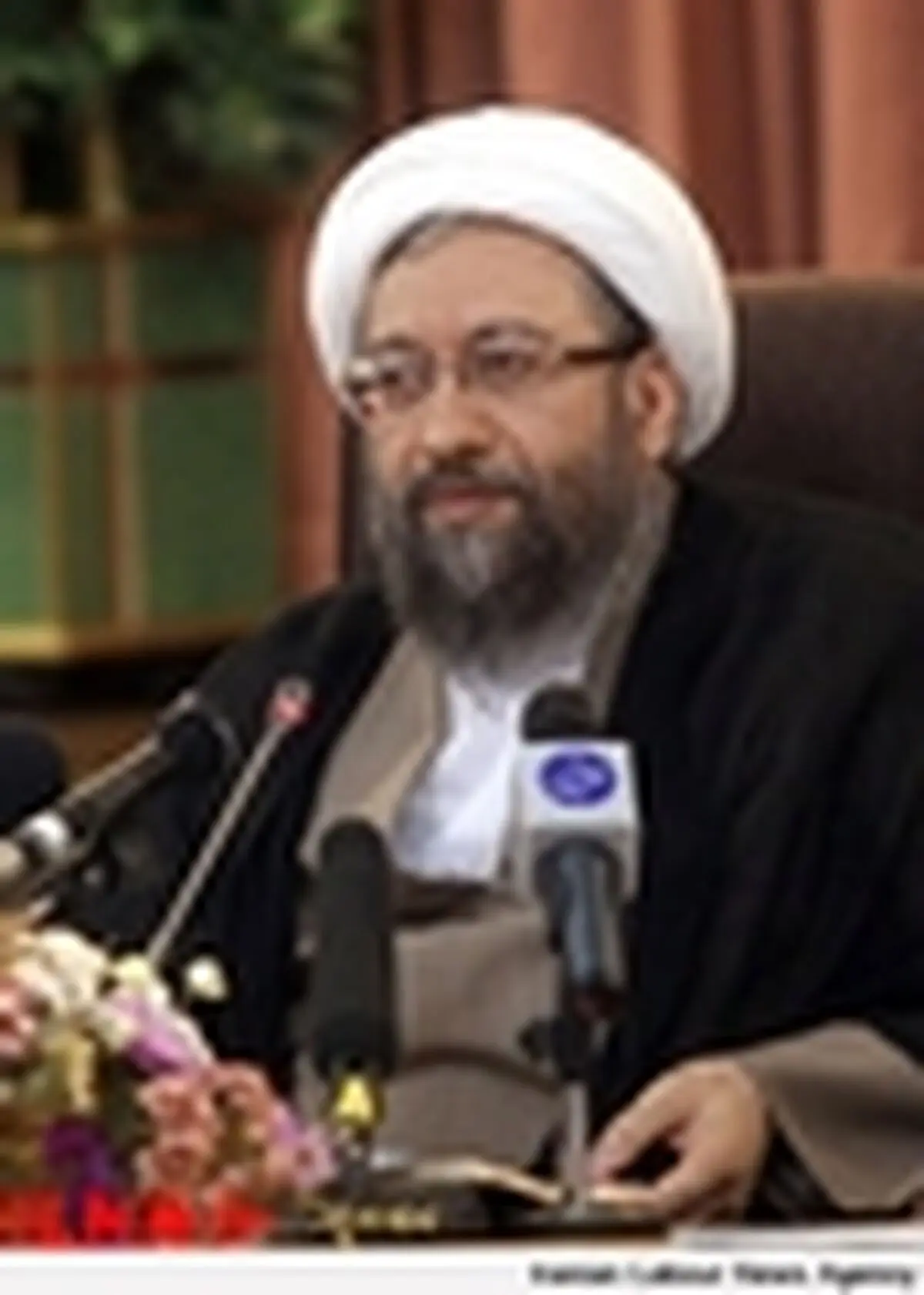 افتخار می‌کنیم که با شما نیستیم