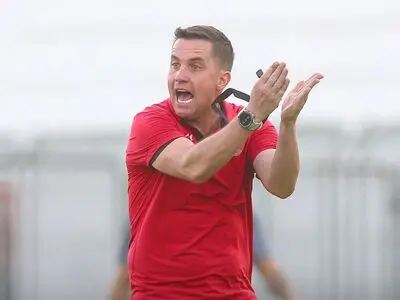 ویدیو: اوسمار چطور سرمربی پرسپولیس شد؟
