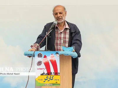 حداقل دستمزد هیچ کارگری نباید کمتر از 2 میلیون و 800 هزار تومان باشد/ مخالفان پرداخت مقرری بیکاری به کارگران احساس شرمندگی کنند/ 70 درصد از کارگران فصلی در دو ماه اخیر بیکار بودند/ اداره بهداشت کار باید از اداره بهداشت محیط تفکیک شود