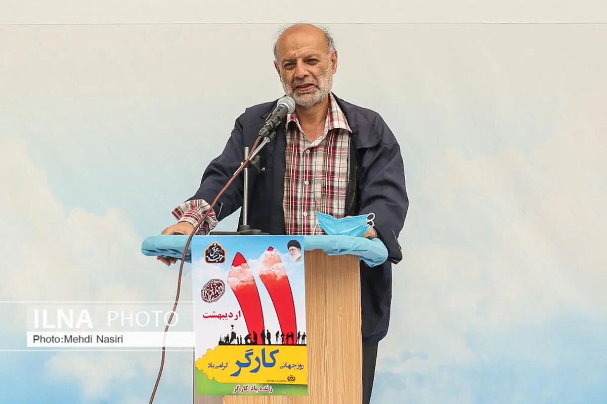 حداقل دستمزد هیچ کارگری نباید کمتر از 2 میلیون و 800 هزار تومان باشد/ مخالفان پرداخت مقرری بیکاری به کارگران احساس شرمندگی کنند/ 70 درصد از کارگران فصلی در دو ماه اخیر بیکار بودند/ اداره بهداشت کار باید از اداره بهداشت محیط تفکیک شود