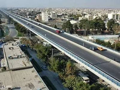 مسیر جنوب به شمال بزرگراه امام خمینی اصفهان ۳۰ شب مسدود است