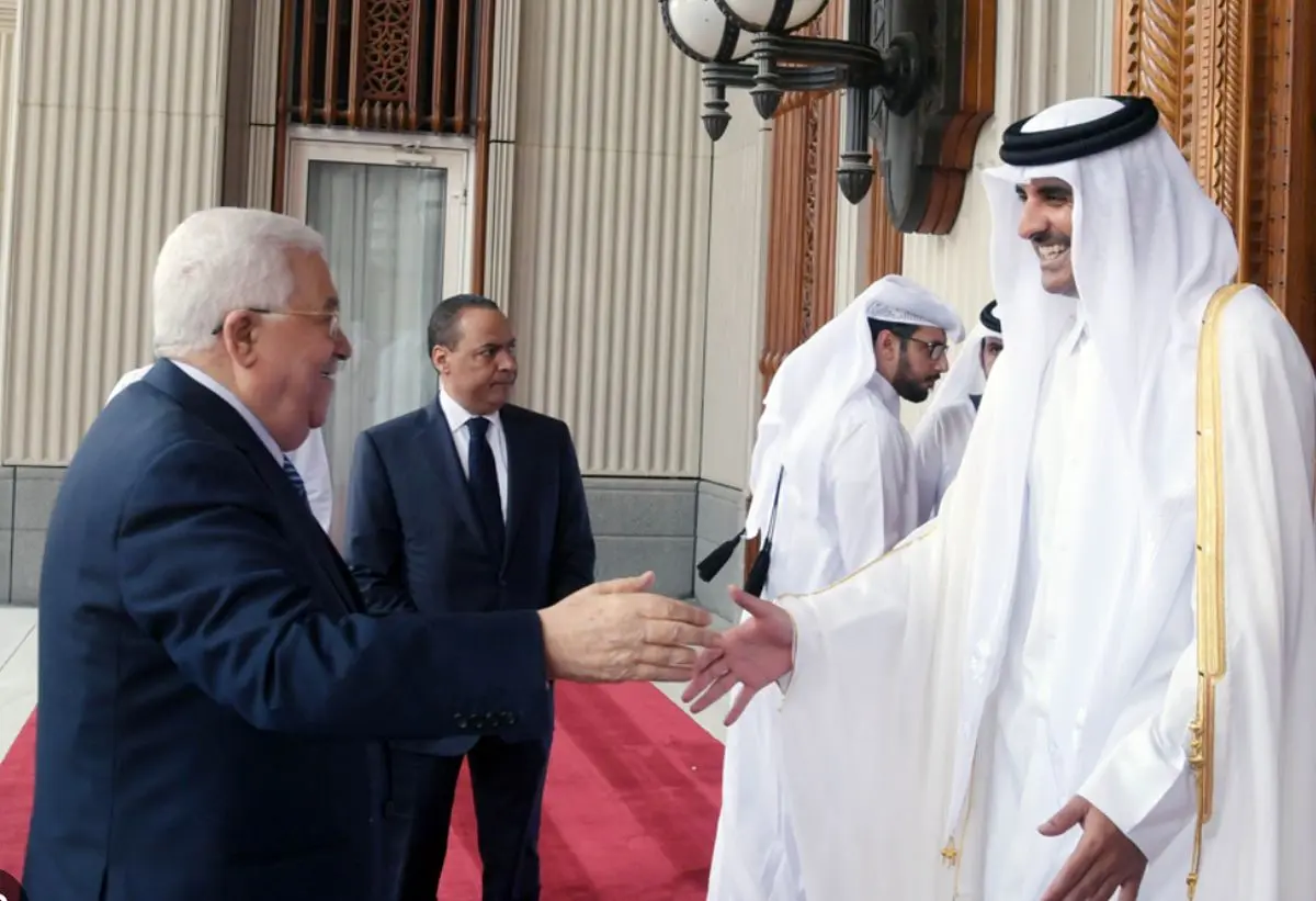 محمود عباس وارد قطر شد