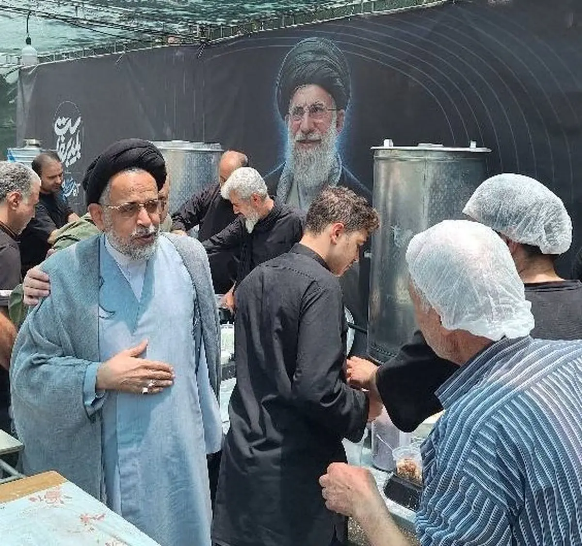 حضور رئیس‌ شورای اقوام، ادیان و مذاهب در آیین وداع با پیکر مطهر رهبر شهید