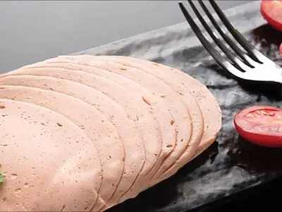 کالباس خانگی گوشت قرمز 