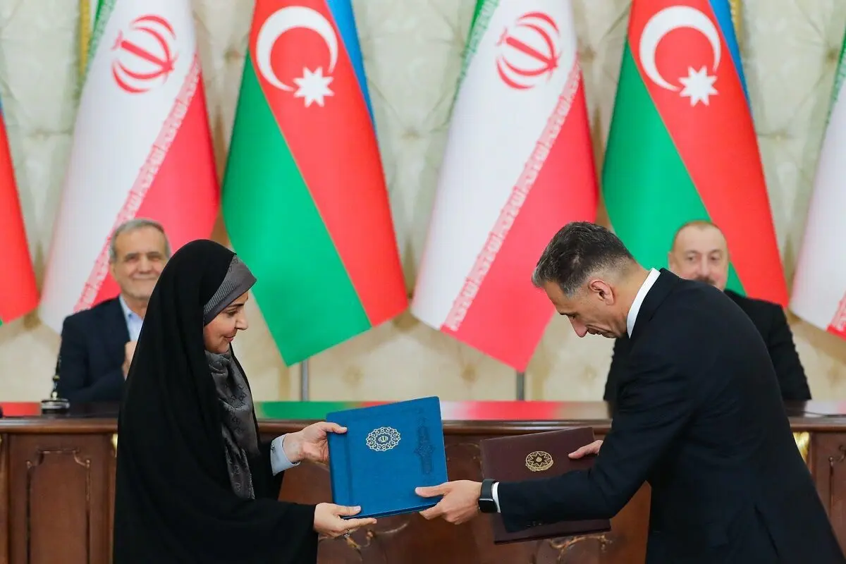 امضای تفاهم‌نامه همکاری میان ایران و جمهوری آذربایجان در حوزه حمل‌ونقل