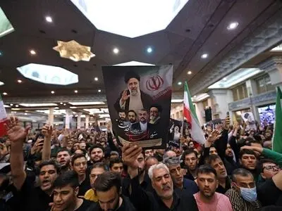 بازتاب حضور پرشور مردم تهران برای بدرقه رئیس‌جمهور شهید و همراهانش در المیادین