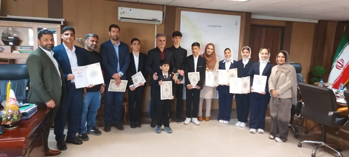 نخبگان امروز، آینده درخشان کشور را رقم می‌زنند