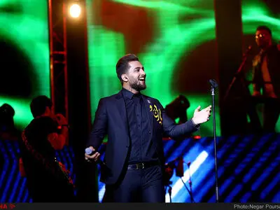 گروه موسیقی ماکان بند