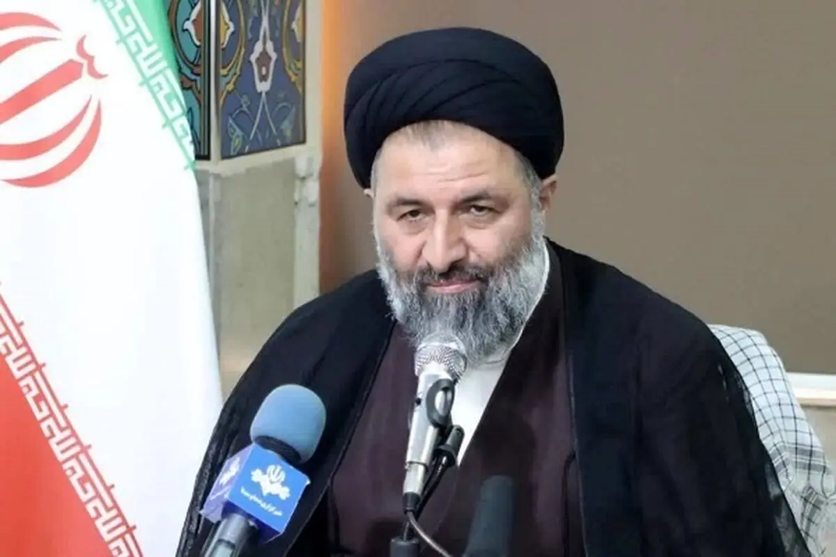 مسئولان نظام باید همه وقت خود را برای حل مشکلات مردم صرف کنند 