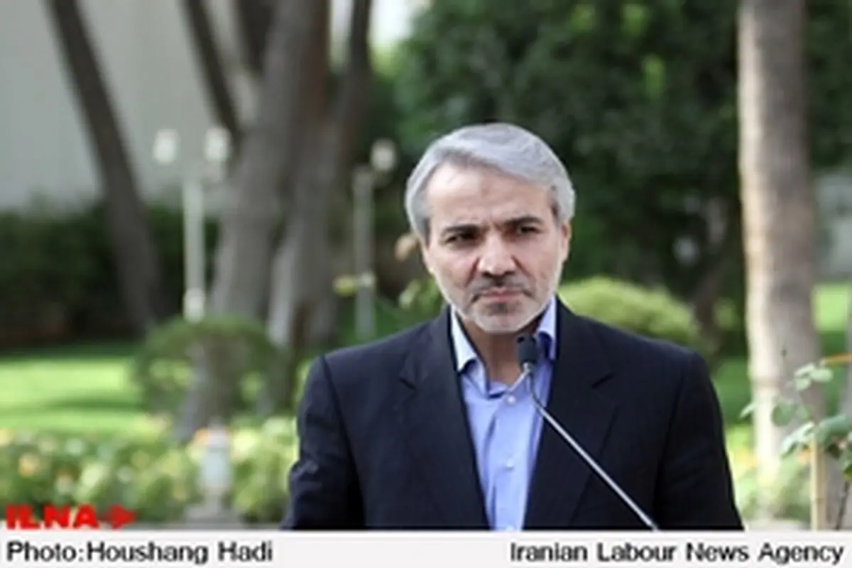 دولت از وزیر علوم حمایت می‌کند