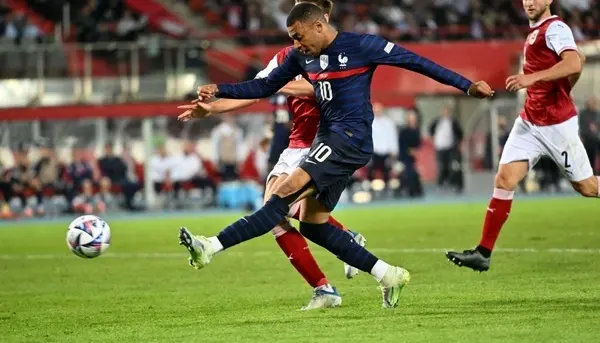 ویدیو: گل اول فرانسه به دانمارک توسط امباپه