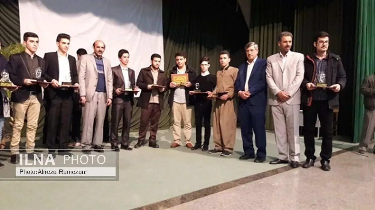 برترین‌های کنکور 95 در شاهین دژ تجلیل شدند