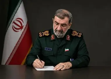 پیام تسلیت سرلشکر محسن رضایی در پی درگذشت پدر امیر سپهبد شهید موسوی