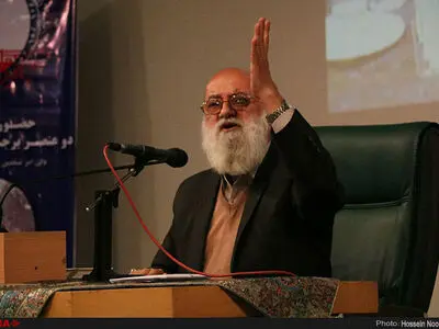 درخواست چمران برای تغییر پیمانکاران حوزه خدمات شهری/ هنوز تمییزی را در شهر احساس نکردیم