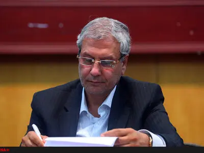 انتقاد وزیر کار از توسیع "اخلال در نظم عمومی" به اعتراض‌های کارگری