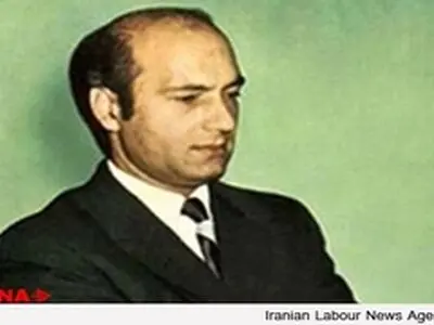 ضعف‌هایمان را با حمله به دشمن خیالی نپوشانیم / سنت‌گرایان فقط تفسیر خود را درست می‌دانند