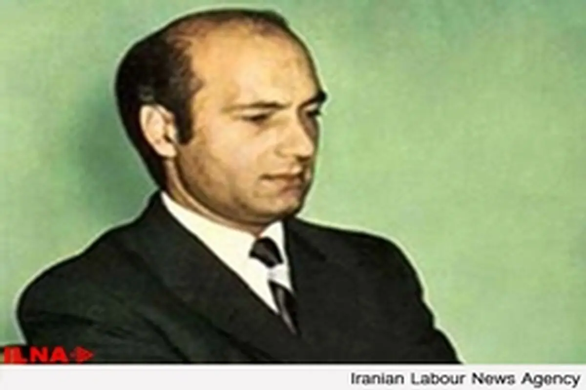 ضعف‌هایمان را با حمله به دشمن خیالی نپوشانیم / سنت‌گرایان فقط تفسیر خود را درست می‌دانند