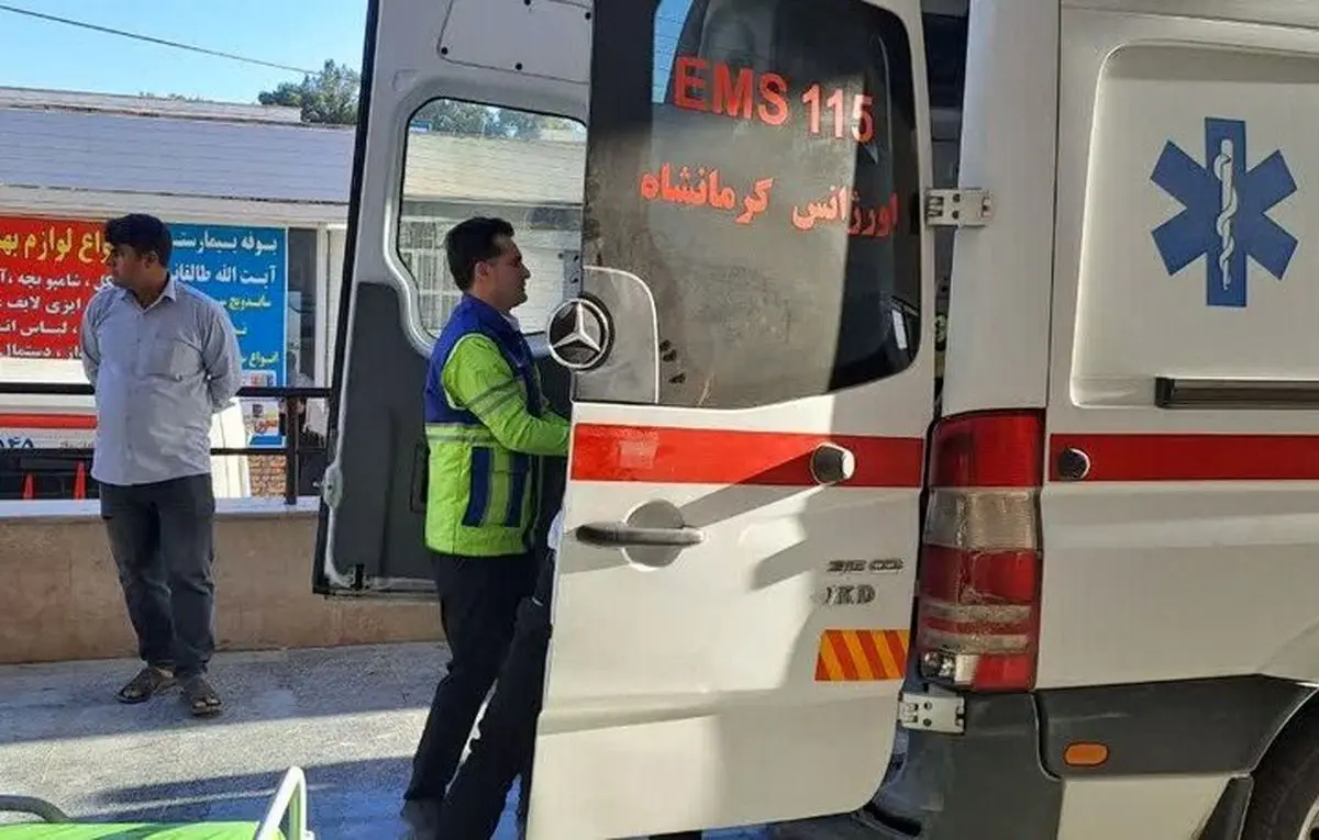 مینیبوس حامل کارگران کشاورزی واژگون شد/ مصدومیت ۱۴ کارگر زن و مرد