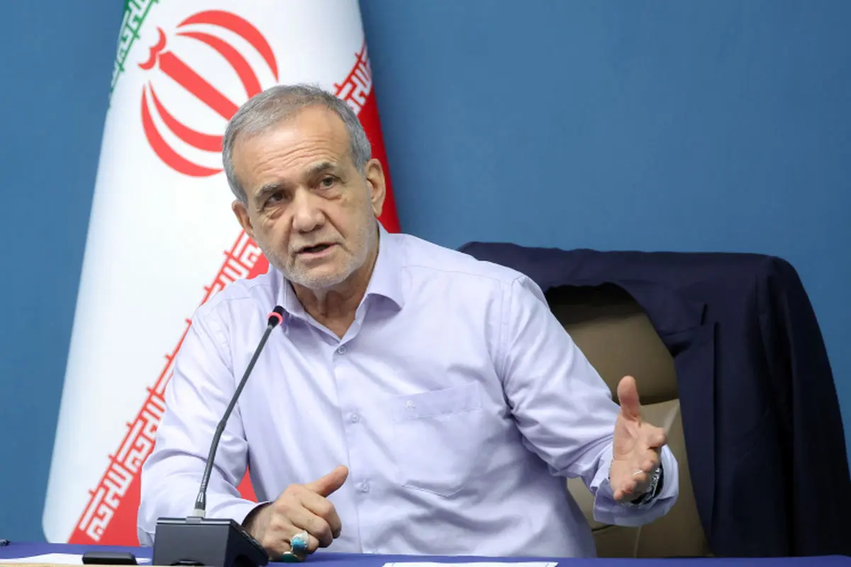 بررسی و پیگیری روند تامین مالی پروژههای توسعه برق خورشیدی کشور