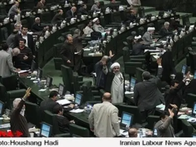 ارجاع تبصره مربوط هدفمندی در لایحه بودجه به کمیسیون تلفیق