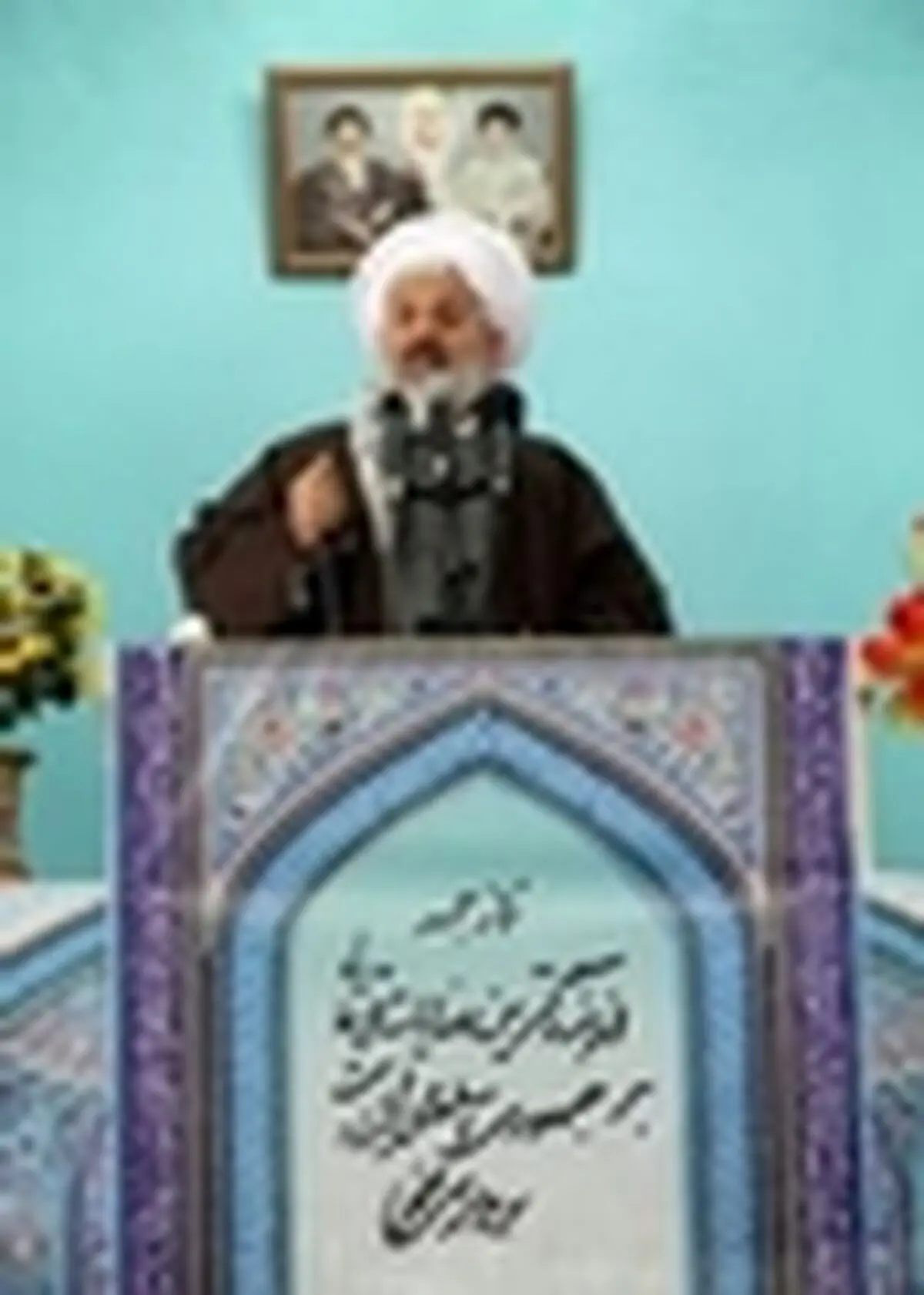 نباید جریان مومن جامعه با شعار اعتدال کنار گذاشته شوند