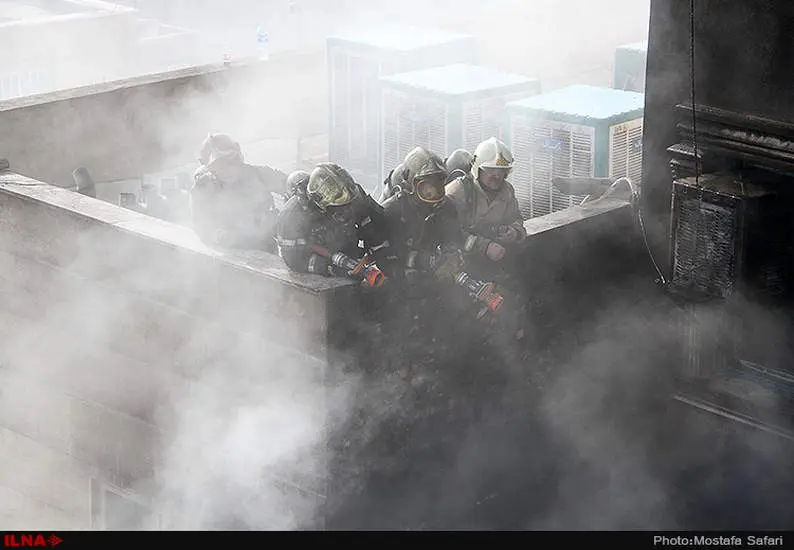 آتش سوزی در پاساژ مهستان