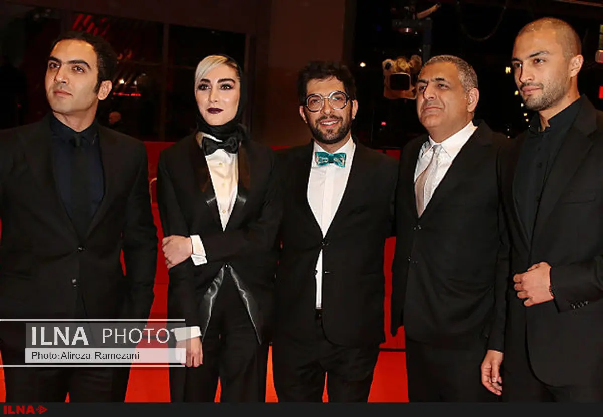 عوامل فیلم سینمایی اژد‌ها وارد می‌شود روی فرش قرمز برلین+عکس