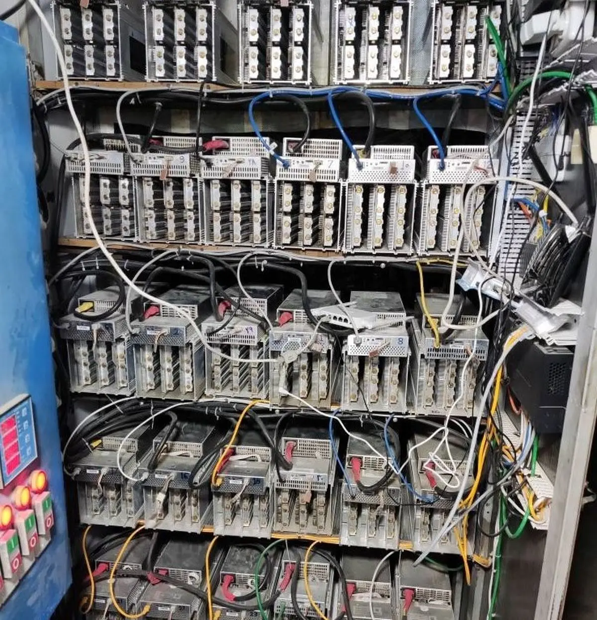 کشف و شناسایی ٤۵٣ دستگاه استخراج غیرمجاز رمز دارایی از ابتدای امسال