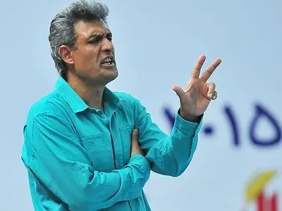 طاهریان: هیچ حریفی را دست‌کم نگرفتیم/ هواداران کمک کردند قهرمان شویم