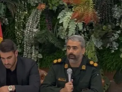نشست خبری اصحاب رسانه با حضور فرمانده ناحیه مقاومت بسیج جوادالائمه(ع) + فیلم
