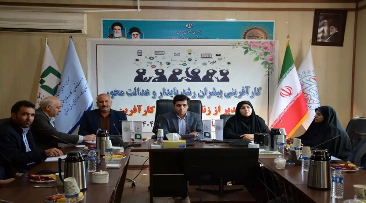 بانوان کارآفرین می توانند مسیر عدالت اقتصادی و اجتماعی را برای جامعه هموار کنند 