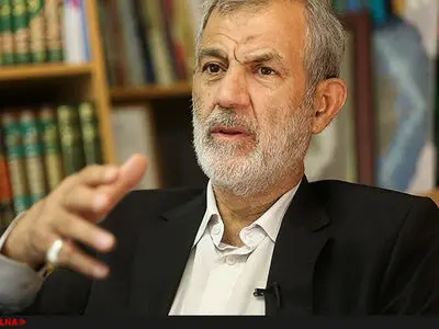 تشکیل کمیته بازنگری آئین‌نامه خانه احزاب