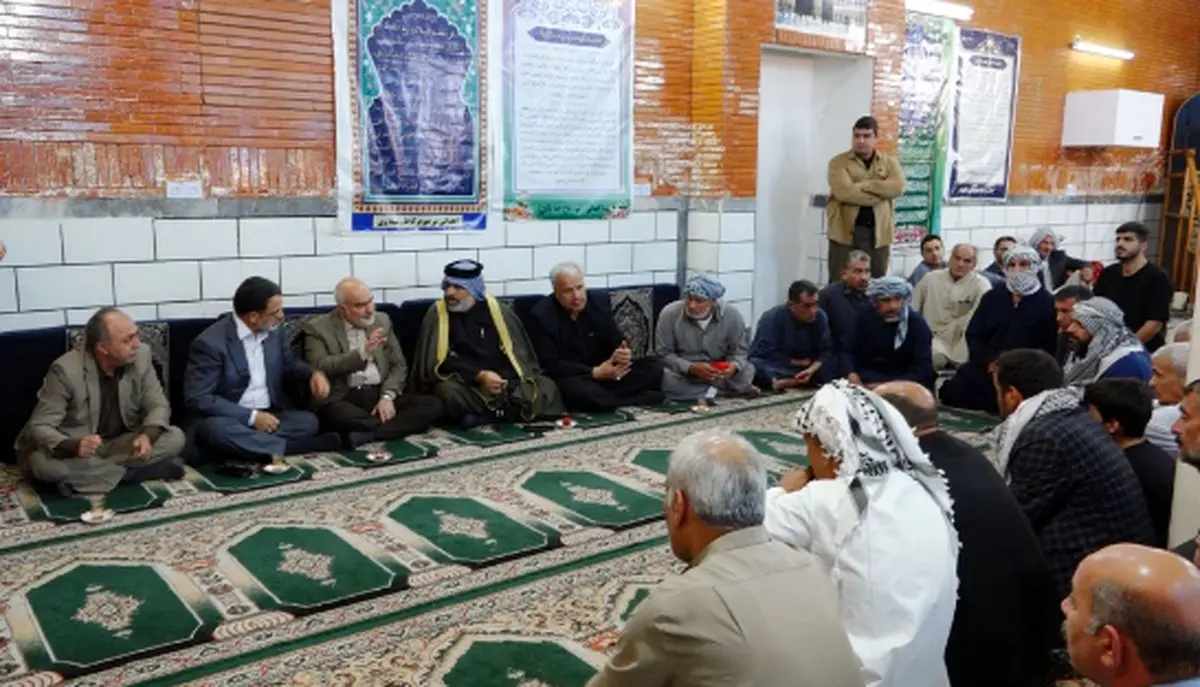 مراسم تشییع احمد بالدی، جوان اهوازی با حضور تعدادی از مسئولان استان برگزار شد