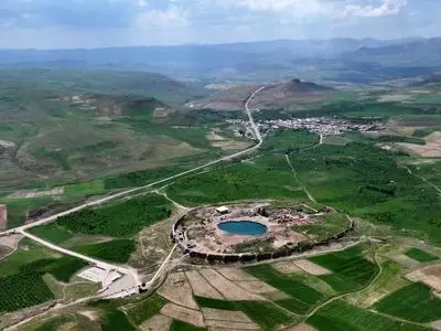 بازدید بیش از ۲۰۰۰  گردشگر از مجموعه جهانی تخت سلیمان تکاب