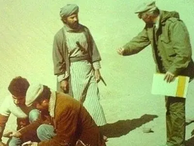تشییع پیکر فریبرز صالح از  مقابل خانه سینما