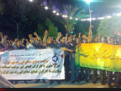 تجمع شبانه 400 نفر از کارگران برای معوقات مزدی/ انتقاد از انفعال نهاد صنفی 