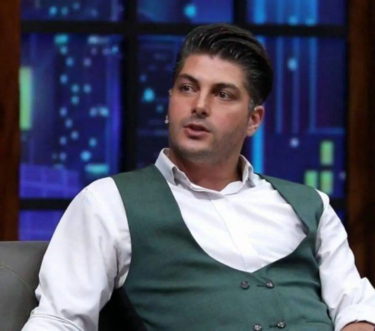 گازگرفتگی مجری تلویزیون در حین تولید مستند